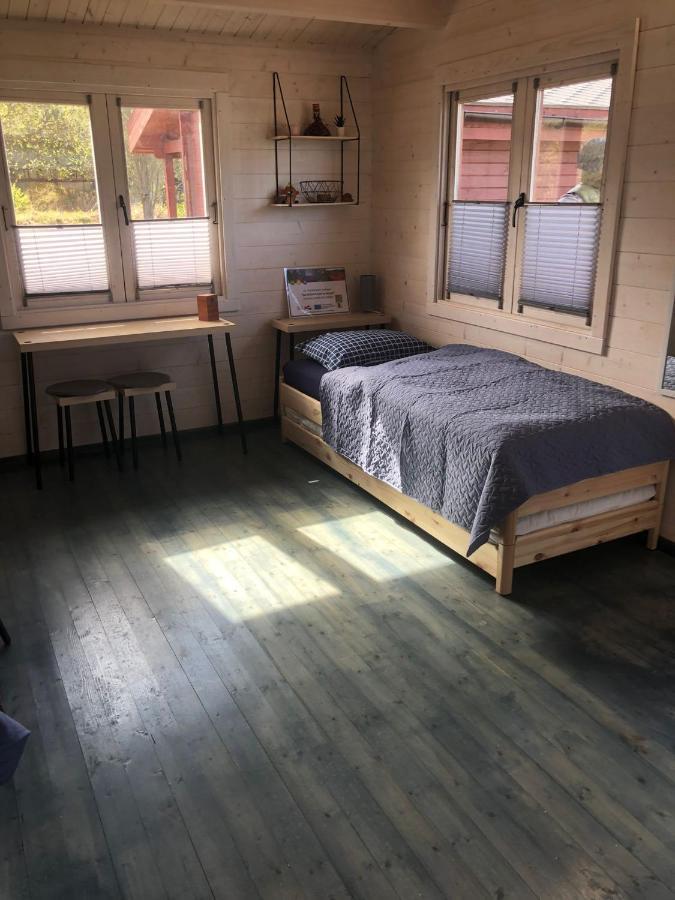 Отель Womocamp Holzhuette 1 Саулкрасты Экстерьер фото